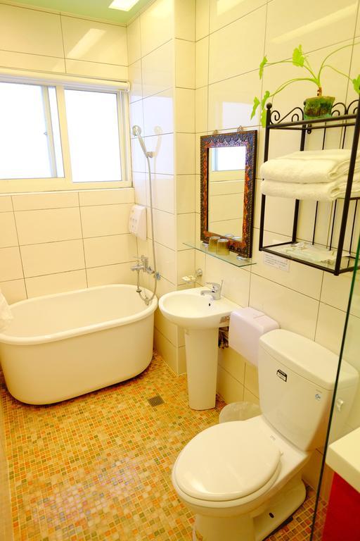 Moon House B&B Hualian Zewnętrze zdjęcie